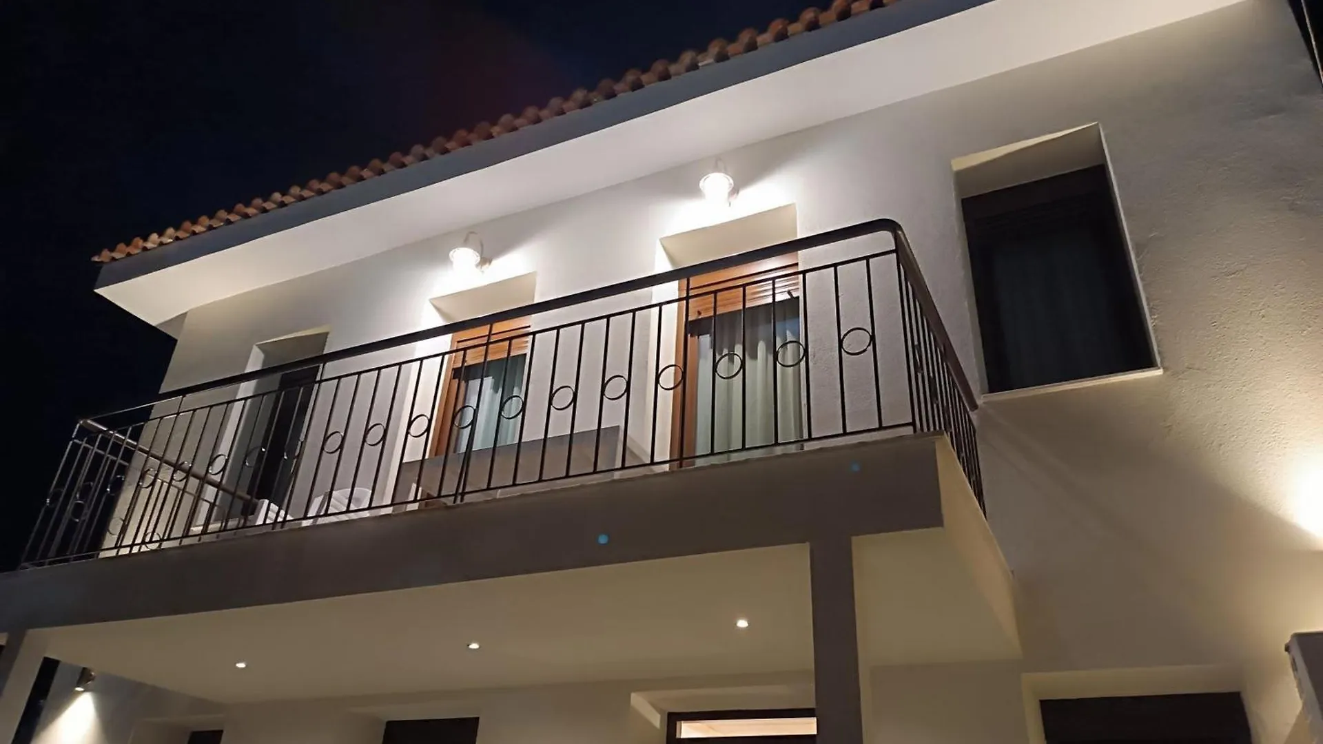 Villa Marilou Fourka 0*,
